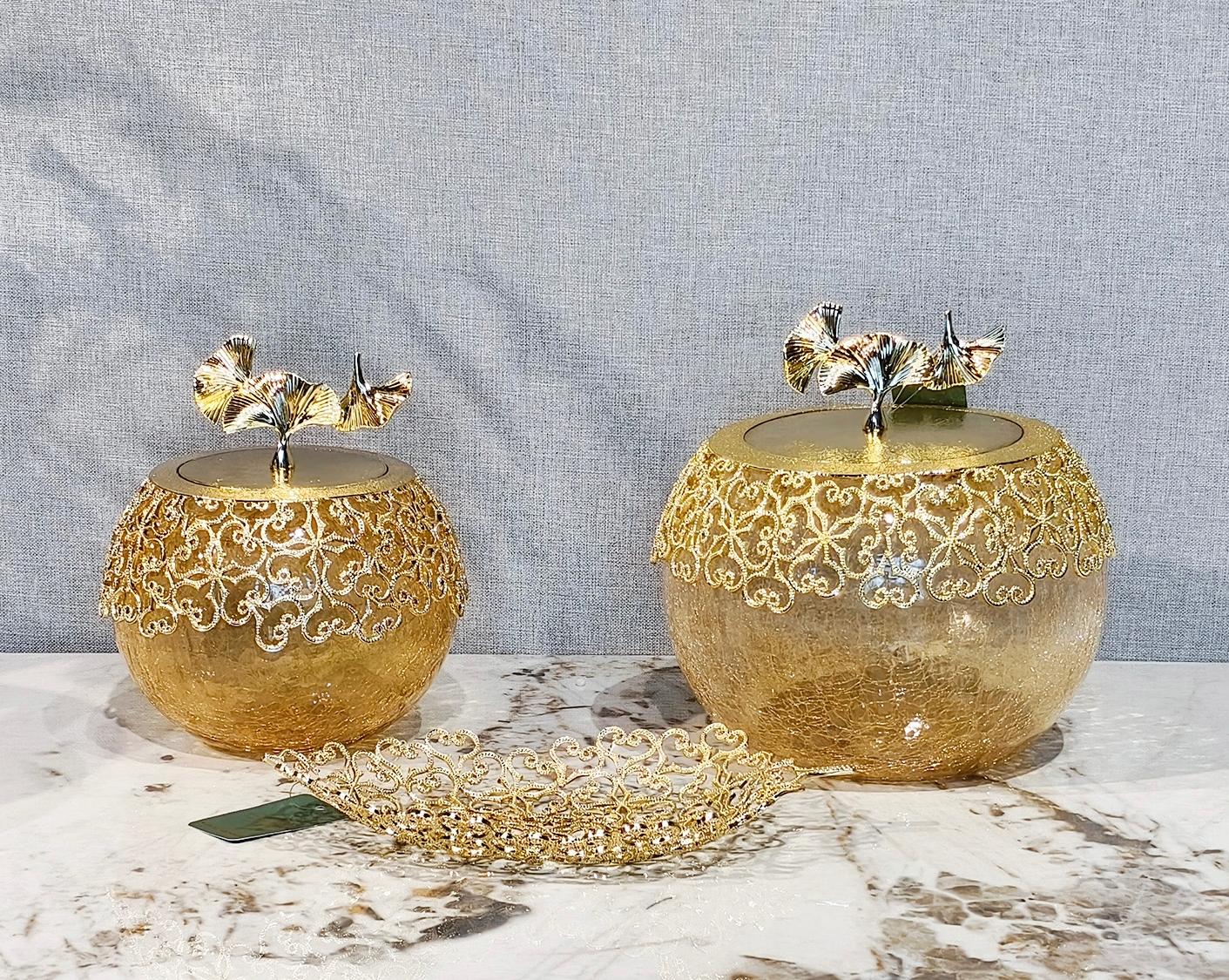 Golden Home Decor: Creating an Exquisite Living Space