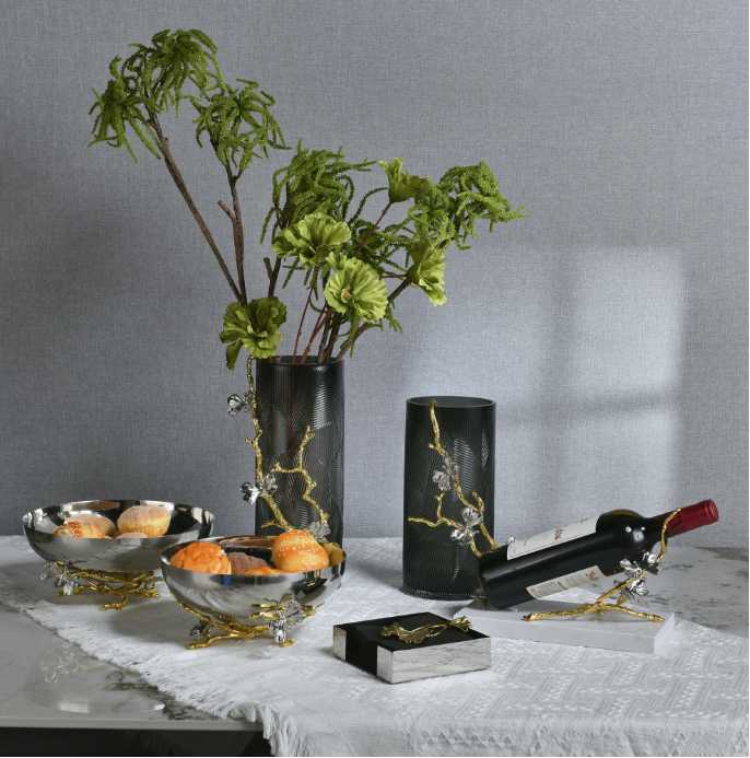 Rundecor New Arrivals: Glass Vases, Stainless Steel Fruit Trays & Wine Rack Set